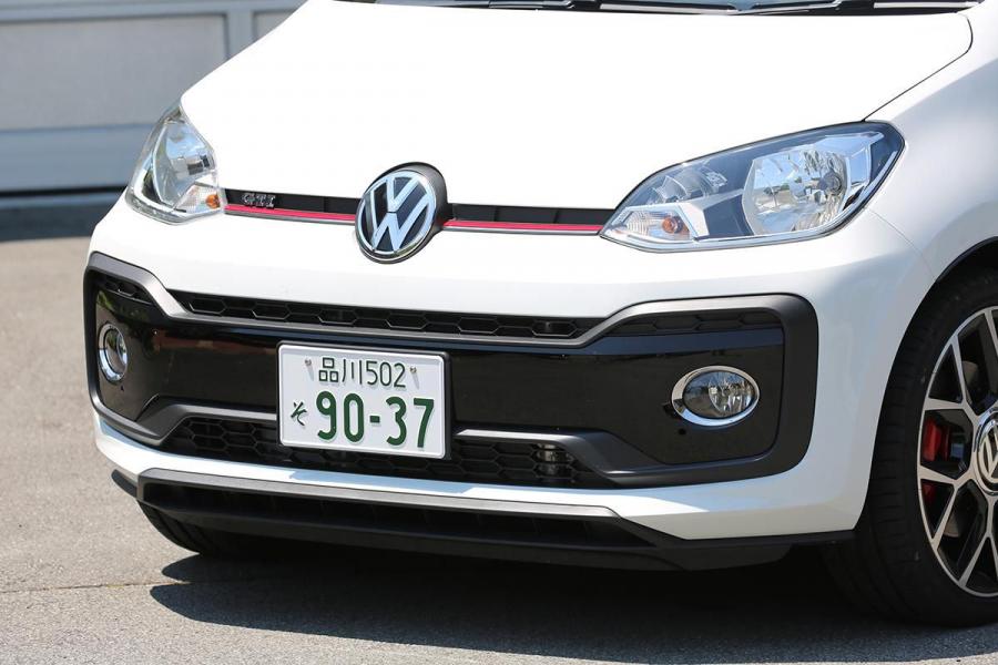 Детали экстерьера Volkswagen up! GTI 2018 года  (JP) (фото 13 из 20)